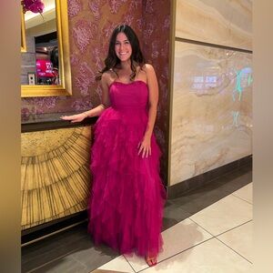 Meet your Posher, Michaela